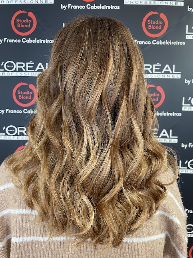 Foto de Studio Blond by Franco Cabeleireiros Estetica e SPA